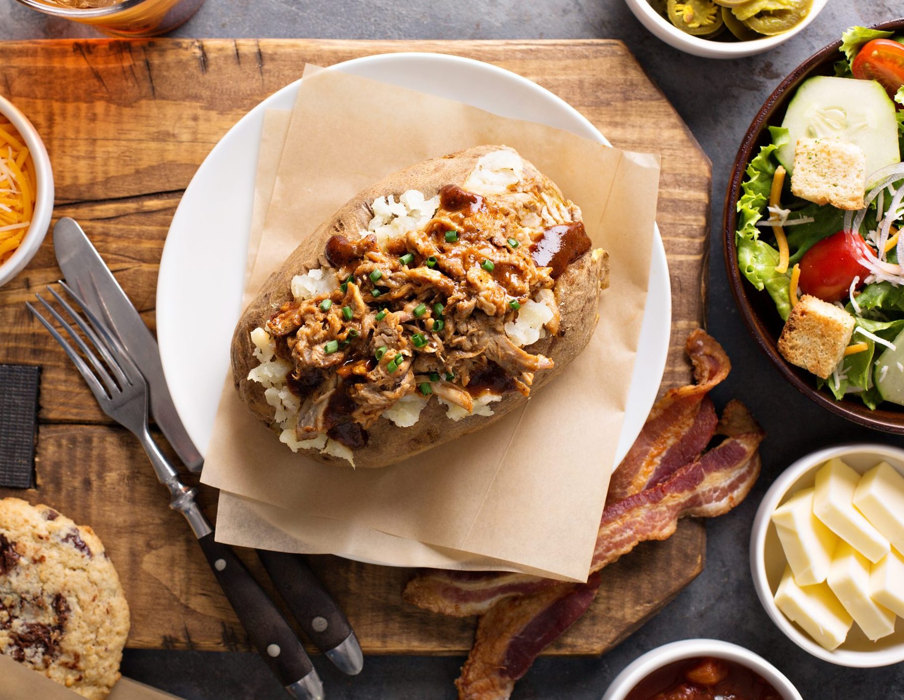 Baked potato with pulled pork